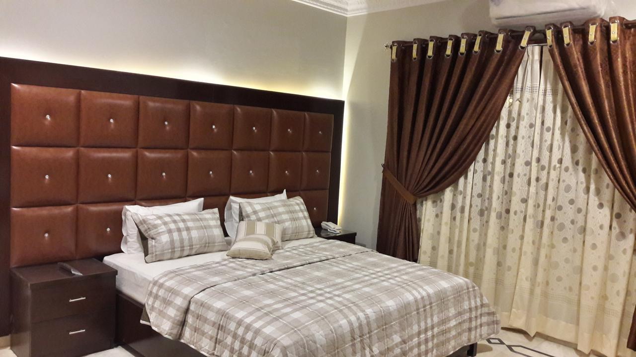 Hotel Seven 7 Карачи Экстерьер фото