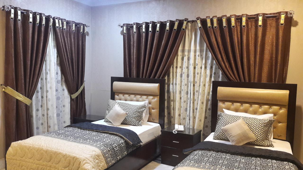 Hotel Seven 7 Карачи Экстерьер фото